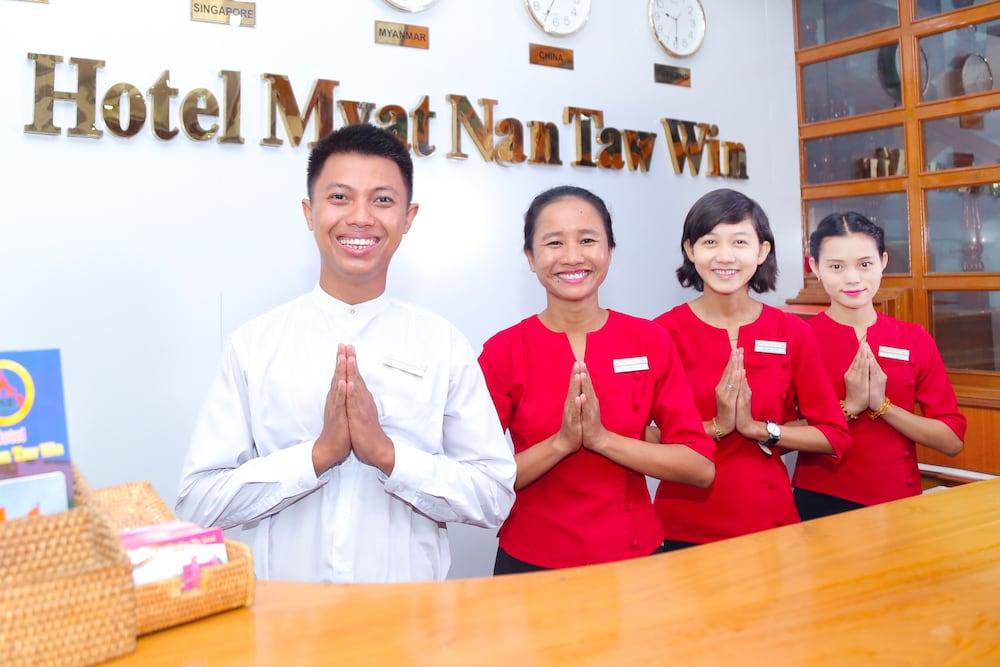 Hotel Myat Nan Taw Win Mandalay Exterior photo
